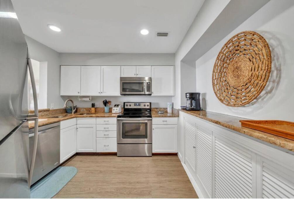* The Dock Condo * Waterfront Zen In Bluewater Нисвил Екстериор снимка